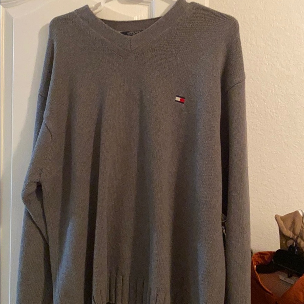 Tommy Hilfiger sweater